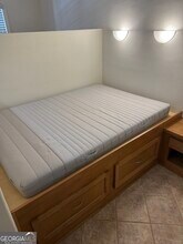 655 E Campus Rd in Athens, GA - Foto de edificio - Building Photo