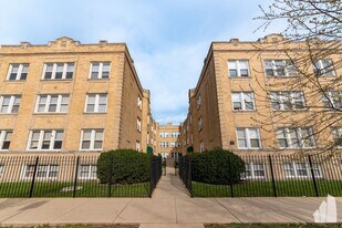 4043 N Mozart St in Chicago, IL - Building Photo