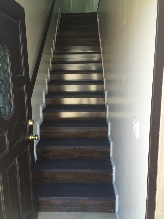 628 W 84th St in Los Angeles, CA - Foto de edificio - Building Photo