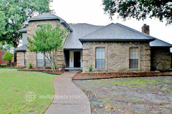 property at 2821 Piedra Dr