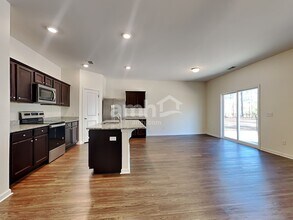 178 Orion Way in Moncks Corner, SC - Building Photo - Building Photo
