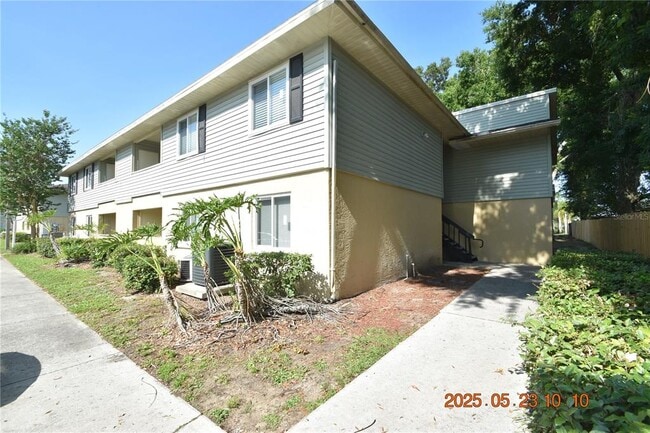 228 Thorntree Pl in Brandon, FL - Building Photo - Building Photo