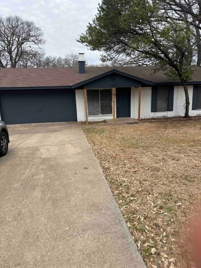 property at 423 Timberline Dr