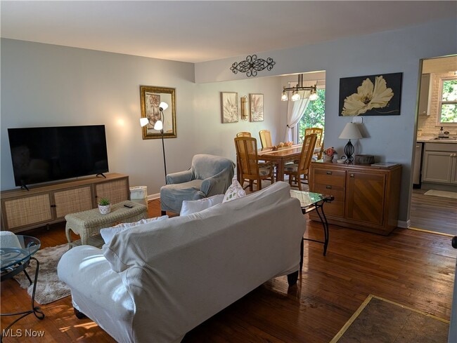 property at 1494 Hilton Dr