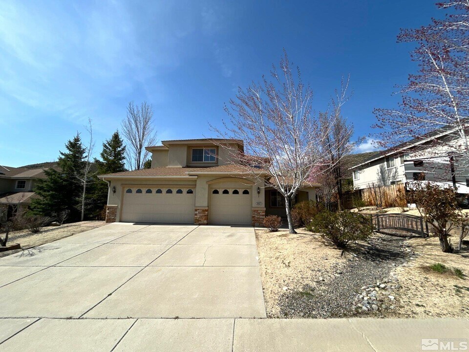 2957 Fox Trail Dr in Reno, NV - Building Photo