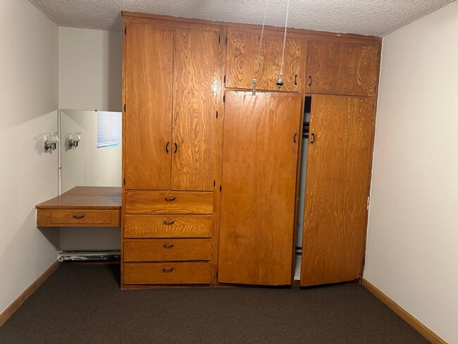 8123 Otis St in South Gate, CA - Building Photo - Building Photo
