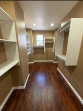 3833 East Park in Camarillo, CA - Building Photo - Building Photo