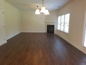 264 Makenna Dr in Hampton, GA - Building Photo - Building Photo