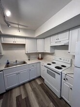 3504 S Beneva Rd in Sarasota, FL - Foto de edificio - Building Photo