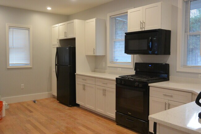 54 Tremont St, Unit 1