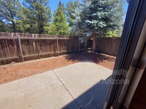 3042 N Joy Ln in Flagstaff, AZ - Building Photo - Building Photo