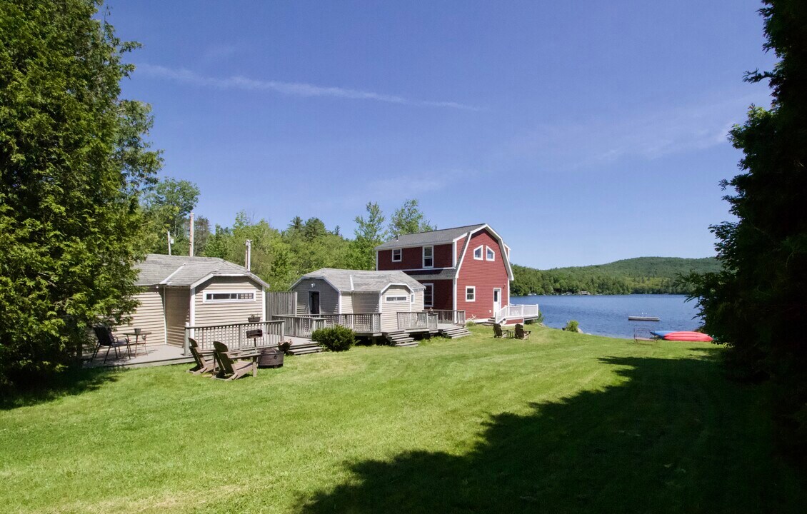 4 W Shore Rd in Nelson, NH - Building Photo