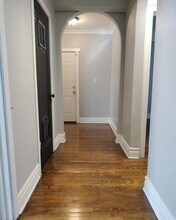 8002 S Hermitage Ave in Chicago, IL - Building Photo - Building Photo