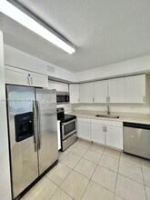 3690 N 56th Ave in Hollywood, FL - Building Photo - Building Photo