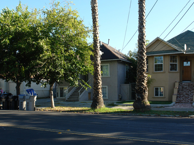 188-190 N 13th St in San Jose, CA - Foto de edificio - Building Photo