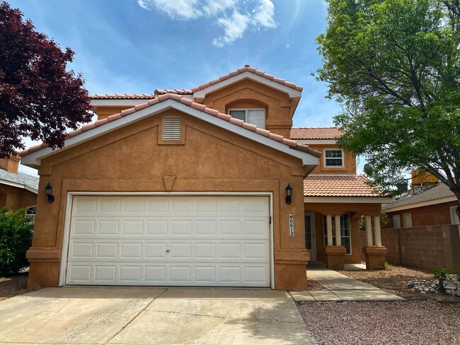 property at 6612 Piedra Quemada Rd NW