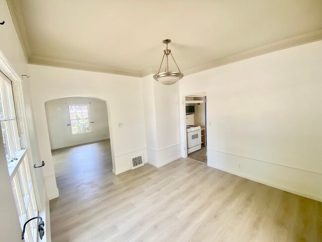 property at 10461 Ashton Ave