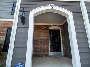202 Summer Pl NW in Norcross, GA - Building Photo - Building Photo