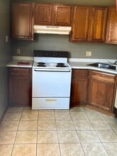 1285 Roper Ave, Unit Apt 3 in Zanesville, OH - Building Photo - Building Photo