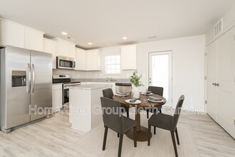 2802 Carrollwood Dr in Winston-Salem, NC - Building Photo - Building Photo