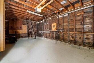 710 E Chestnut St in Mount Vernon, OH - Building Photo - Building Photo