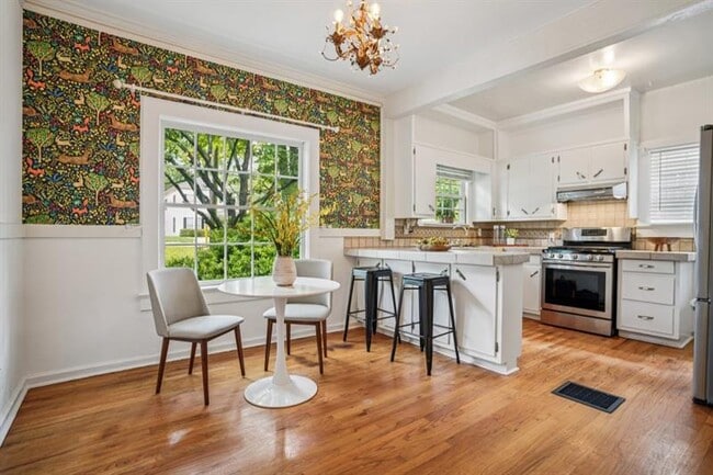 615 Sycamore Dr in Decatur, GA - Building Photo - Building Photo