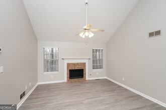 1103 Amberglade Way in Douglasville, GA - Building Photo - Building Photo