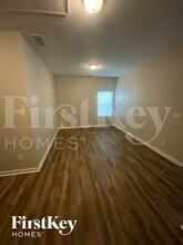 230 Hickory Cmns Wy in Canton, GA - Building Photo - Building Photo
