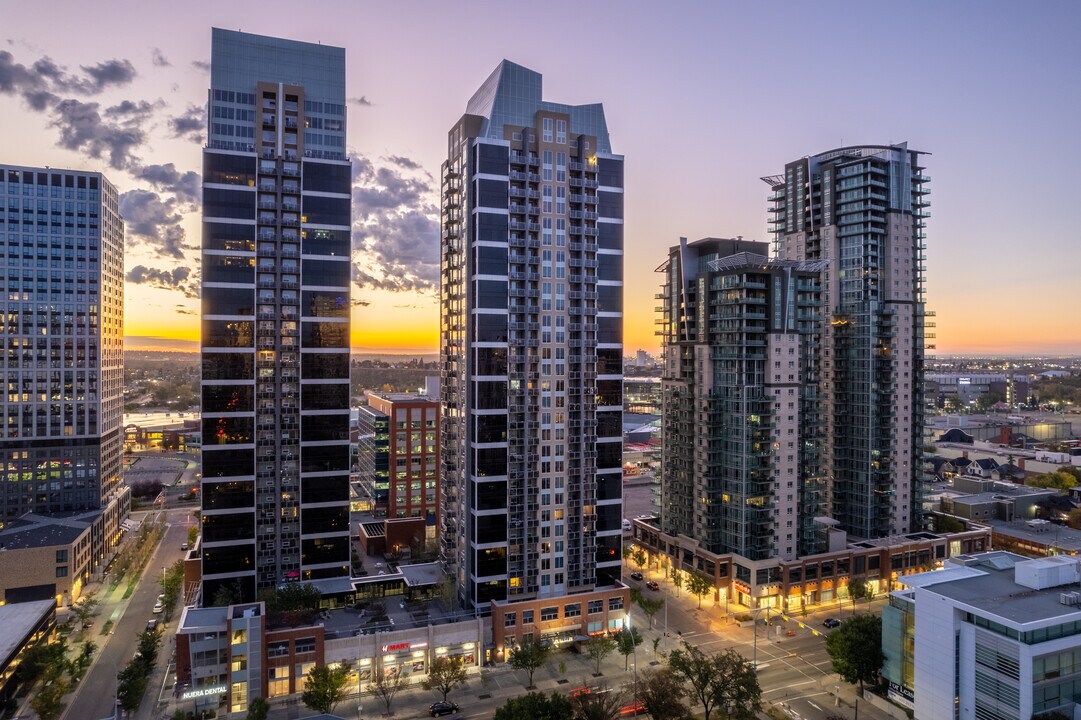 Alura in Calgary, AB - Building Photo