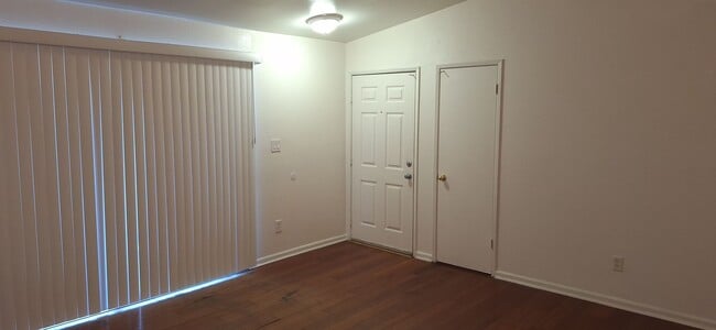 4701 Beechwood St in Bakersfield, CA - Building Photo - Building Photo