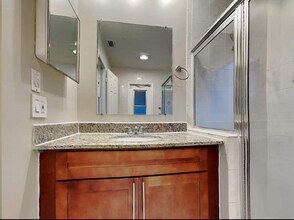 6408 NW 33rd Terrace in Pompano Beach, FL - Building Photo - Building Photo