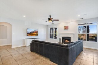 126 Whitley Dr in Lakeway, TX - Building Photo - Building Photo