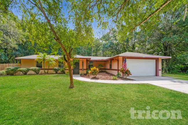 property at 18307 Oakdale Rd