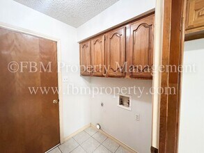 103 Oak Creek Ct in Waxahachie, TX - Building Photo - Building Photo