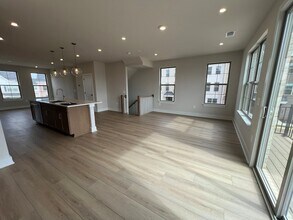 2615 Wilkinson Pike in Murfreesboro, TN - Building Photo - Building Photo