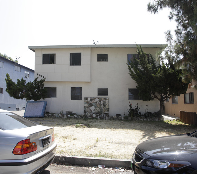 6216 Beck Ave in North Hollywood, CA - Foto de edificio - Building Photo