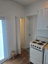 445 NW 125th St in North Miami, FL - Building Photo - Building Photo