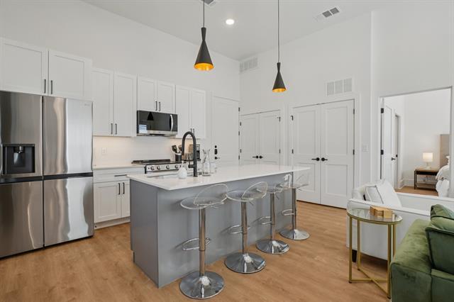 6418 Maple Ave in Dallas, TX - Building Photo - Building Photo