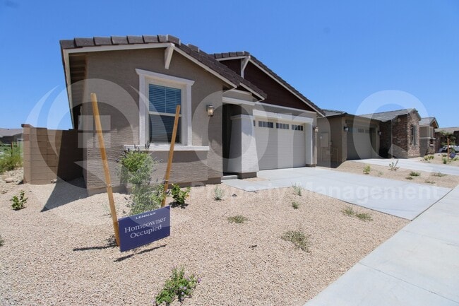 property at 2064 W Sienna Bouquet Pl