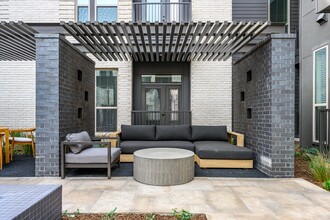 The Annabel at Assembly Park in Plano, TX - Foto de edificio - Building Photo