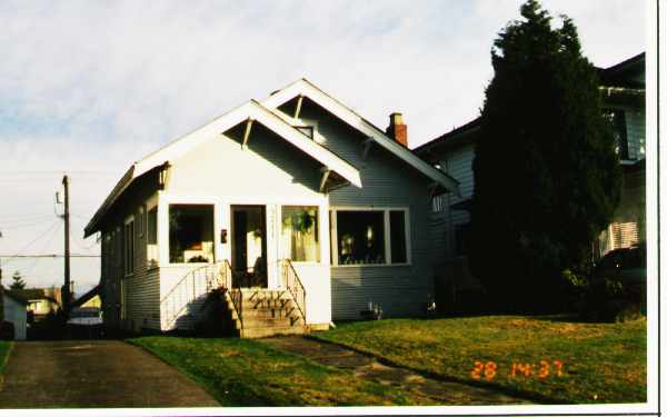 3711 Hoyt Ave in Everett, WA - Building Photo