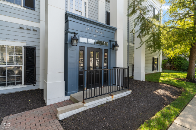 property at 12863 Tradd St