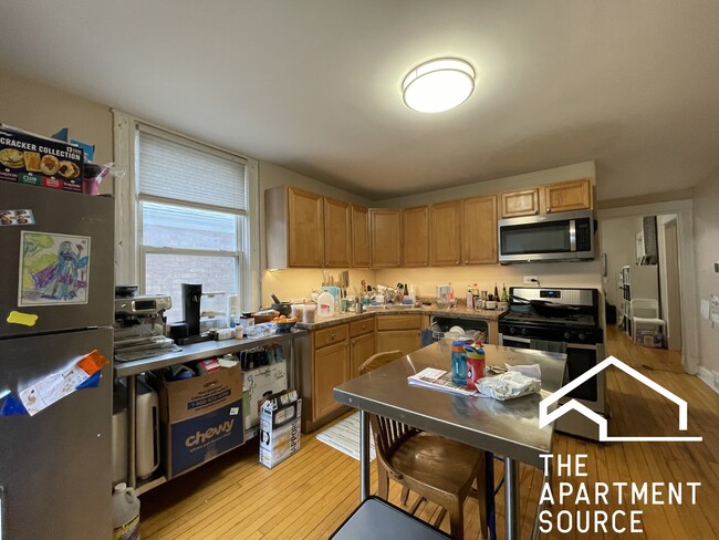 3434 W Drummond Plz, Unit 1, Unit 1