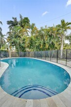 2101 N 15th Ave in Hollywood, FL - Building Photo - Building Photo