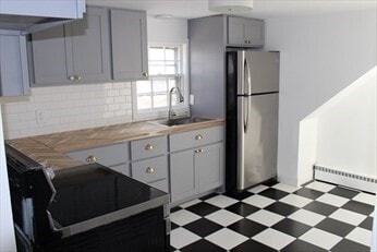 25-27-27 Ferris Ave in East Providence, RI - Building Photo - Building Photo