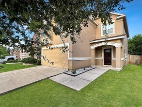8018 Assumption Dr in San Antonio, TX - Building Photo - Building Photo