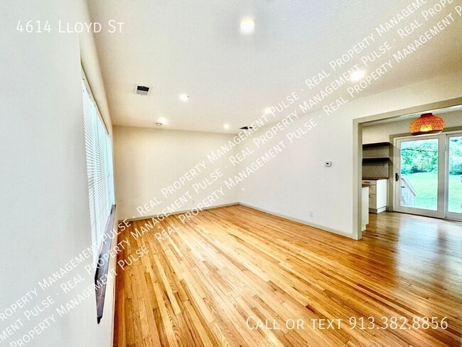 4614 Lloyd St in Kansas City, KS - Building Photo - Building Photo