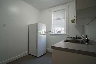 6 Camelot Ct, Unit 16 in Boston, MA - Building Photo - Building Photo