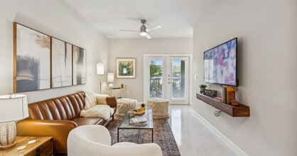 Wilder in Austin, TX - Foto de edificio - Building Photo
