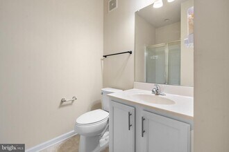829 Jarrett Ln in Glen Burnie, MD - Building Photo - Building Photo